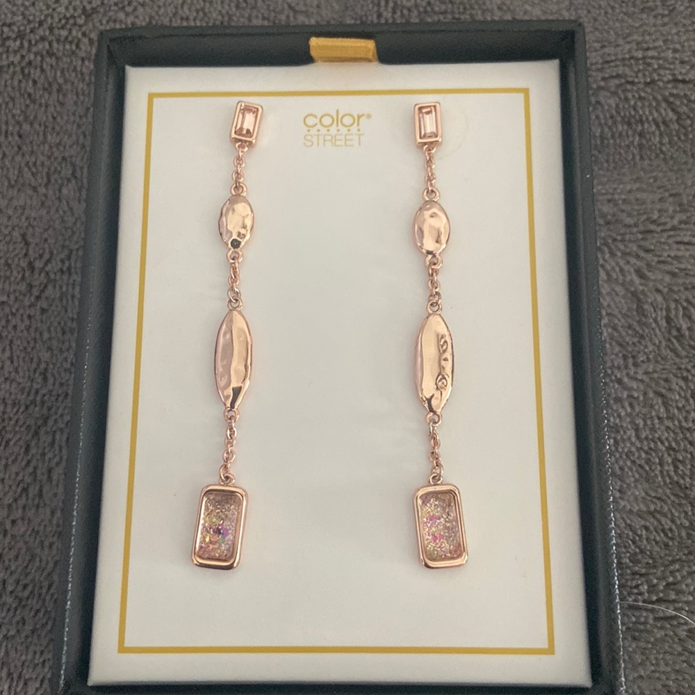Color Street Tokyo lights dangle earrings